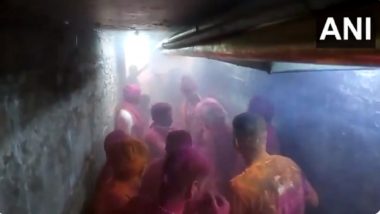 Madhya Pradesh Fire: Massive Blaze Erupts at Ujjain Mahakal Temple During Bhasma Aarti, 13 Injured (Watch Videos)