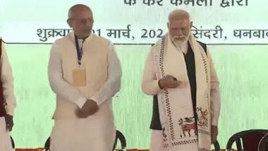 PM Modi in Jharkhand: Prime Minister Narendra Modi Inaugurates Several Development Projects Worth Rs 35,700 Crore in Dhanbad, Dedicates HURL Sindri Fertiliser Plant To The Nation (Watch Video)