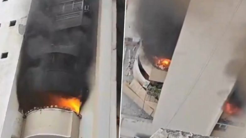 Ghaziabad Fire Video: Flames Engulf Flat in Jaipuria Sunrise Greens Apartment in Indirapuram, Firefighters Rush to Scene