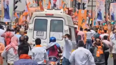 Smooth Passage Created for Ambulance: People Give Way to Ambulance During Defence Minister Rajnath Singh’s Roadshow in Lucknow (Watch Video)