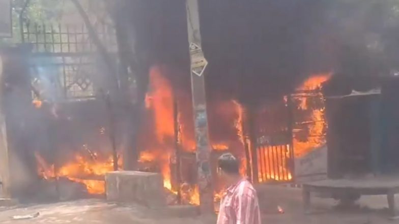 Jalaun Fire: Blaze Erupts in Lawyers’ Chamber Outside District and Sessions Court, Fire Tenders Present at Spot (Watch Video)