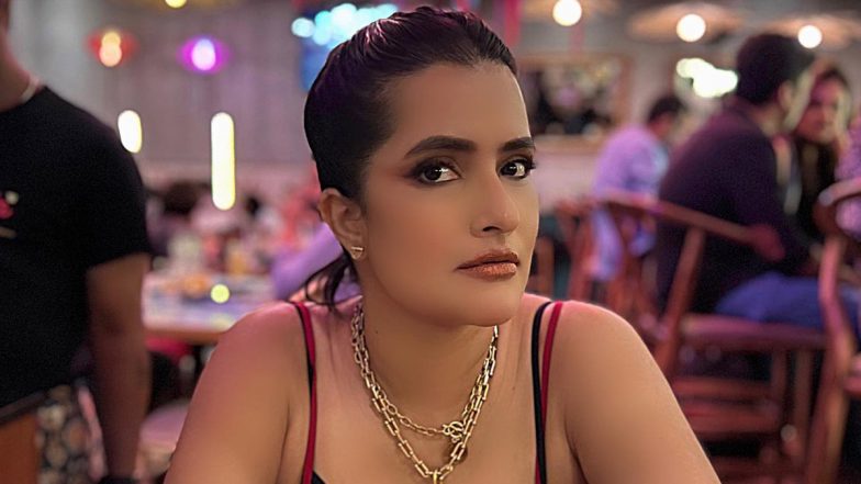 Sona Mohapatra Faces Online Abuse for Clothing Choices; Singer Calls Out Inappropriate Comments on Social Media