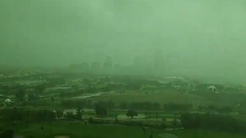 Dubai Sky Turns Green: Amid Approaching Storm, the Sky in UAE City Turns Hazy Green (Watch Videos)