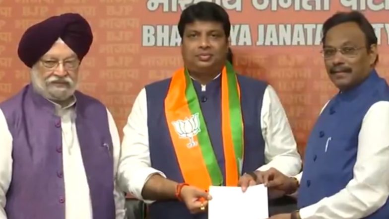 Rohan Gupta Joins BJP: Former Gujarat Congress Leader Crosses Over to Bharatiya Janata Party in Delhi (Watch Video)