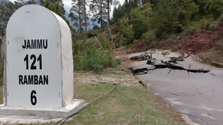 Land Subsidence in Jammu and Kashmir: Over 30 Houses Damaged, 60,000 People Affected Due to Sinking of Land in Ramban (Watch Video)