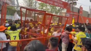 SRH vs CSK IPL 2024 Match: Tension Prevails as Fans Clash With Police at Rajiv Gandhi International Cricket Stadium (Watch Video)