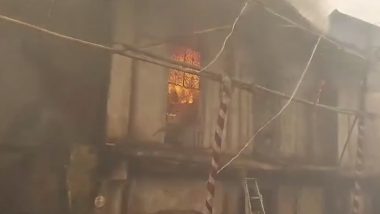 Pune Fire Video: Blaze Erupts in Two-Storey Structure in Budhwar Peth, Fire Tenders on Scene