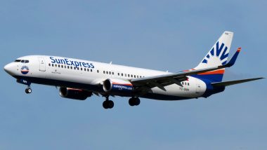 Out of Alcohol: British Passengers Onboard SunExpress Flight to Turkey Drink Entire Beer and Wine Stock in 25 Minutes, CEO Cites 'Hedonistic' Behaviour