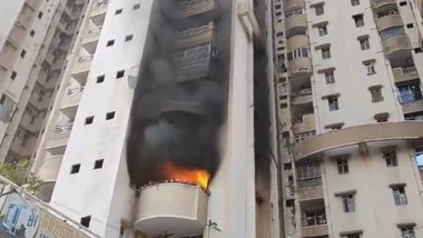 Ghaziabad Fire: Massive Blaze Erupts at Third Floor of Sunrise Greens Society in Indirapuram, No Casualties Reported (Watch Video)