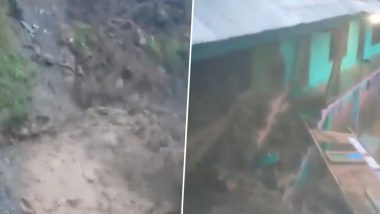 Landslide in Jammu and Kashmir: Several Houses Damaged Due to Landslide in Poonch (Watch Video)