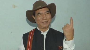 Lok Elections 2024: Mizoram CM Lalduhoma Casts His Vote in Chawlhhmun, Aizawl (Watch Video)