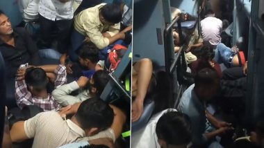 Overcrowding in Train: Man Shares Video of Packed Sleeper Coach With Passengers Sitting on Floor, Indian Railways Responds After Post Goes Viral