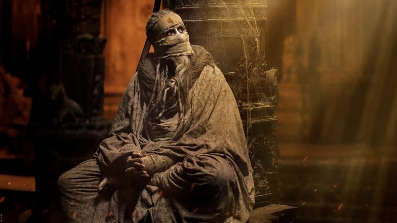 Kalki 2898 AD: Makers Drop Mysterious NEW Poster of Amitabh Bachchan From Prabhas Starrer; Full Look To Be Unveiled on This Date! (See Pic)