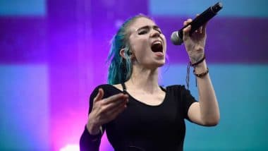 Grimes Screams in Frustration Onstage After Her Coachella Set Faces 'Technical Error' (Watch Viral Video)