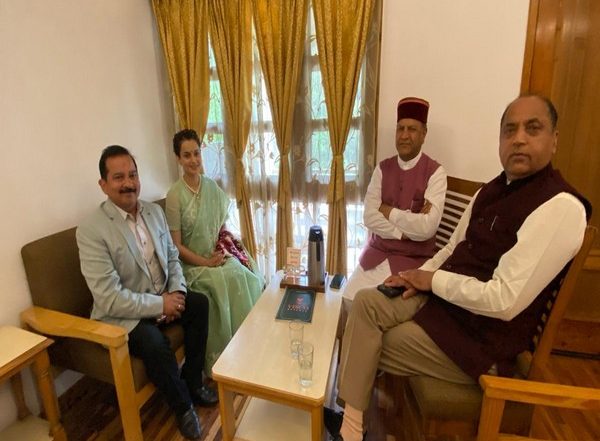 India News | Himachal Pradesh: Jai Ram Thakur, Rajiv Bindal Hold Meeting with Kangana Ranaut
