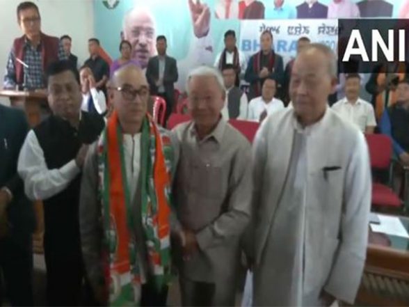 India News | Lok Sabha Polls: BJP Leader, Former Yaiskul MLA Among Four Who Joined Congress in Manipur - Vimarsana News