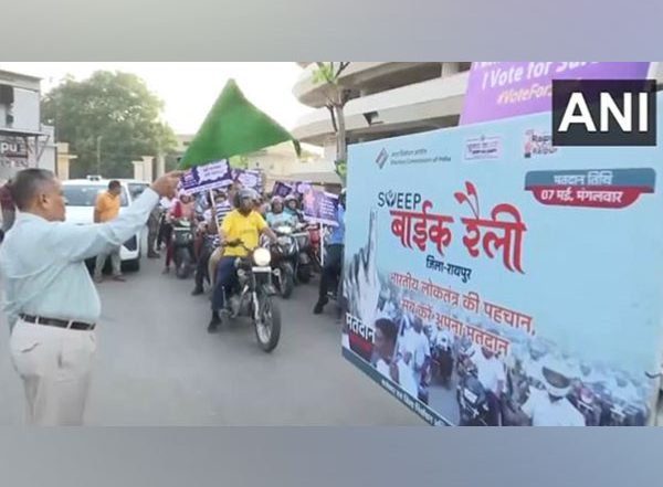 India News | Raipur District Collector Organises Bike Rally to Create Awareness Among Voters Ahead of Lok Sabha Election