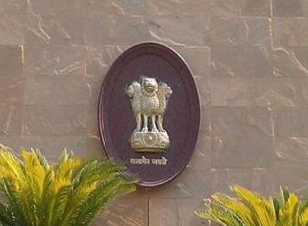 World News | Indian Embassy in Saudi Arabia Cautions Its Nationals Against Deceptive Social Media Accounts