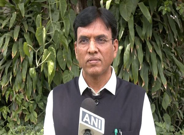 India News | Union Minister Mansukh Mandaviya to Chair Meeting on Heat Wave Mitigation Tomorrow