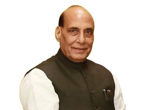 India News | Defence Minister Rajnath Singh Condoles Loss of Lives in Road Accident in UP's Barabanki