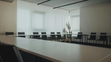 Business News | Flexible Space Operators Claim 22% Share in Office Leasing - CBRE Report