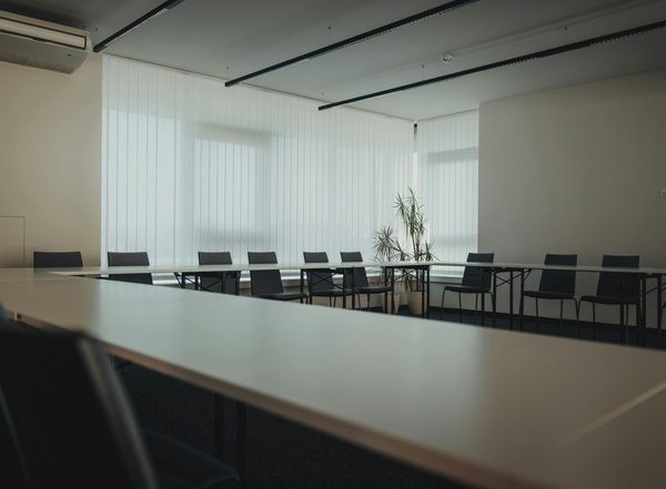 Business News | Flexible Space Operators Claim 22% Share in Office Leasing - CBRE Report