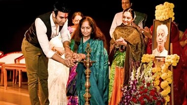 Business News | Illuminating Legacy: Pallavi Shome's Guru Pranam Pays Resplendent Tribute to Kathak Maestro Guru Munna Lal Shukla