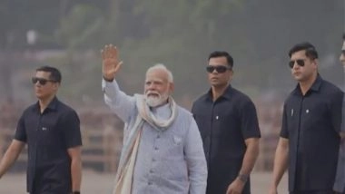 India News | Thousands Gather to Get a Glimpse of PM Modi During His Public Rally in West Bengal's Jalpaiguri