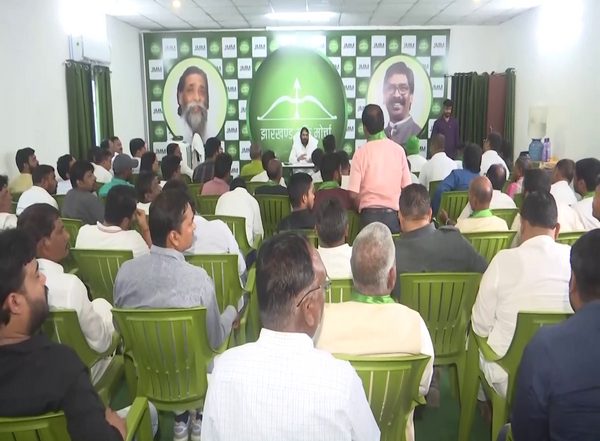 India News | Jharkhand: JMM Holds Preparatory Meeting Ahead of INDIA Bloc's 'Nyay Ulgulan Rally'