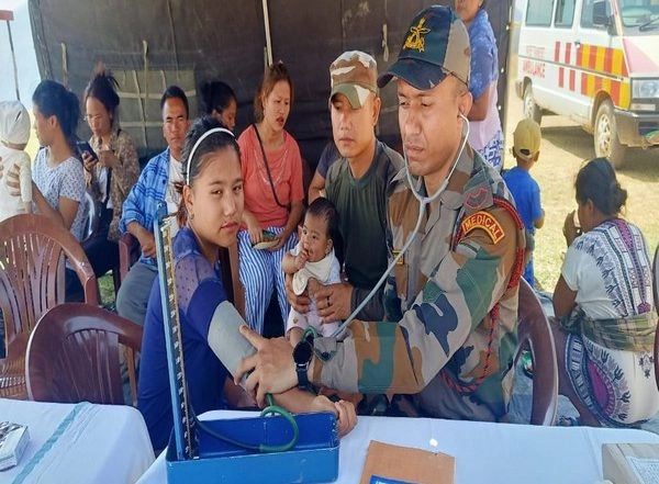 India News | Assam Rifles Holds Medical Camp in Far-flung Area of Mizoram  on World Health Day