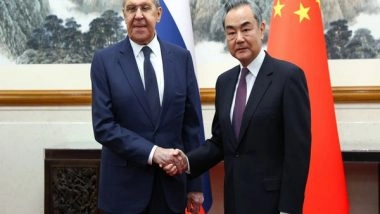 World News | Russian Foreign Minister Sergey Lavrov, Chinese Counterpart Wang Yi Hold Talks in Beijing