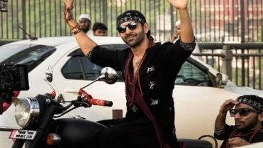 Entertainment News |  'Bhool Bhulaiyaa 3': Kartik Aaryan Shoots at Howrah Bridge in Kolkata