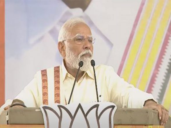 India News | Tamil Nadu: Clad in Traditional Veshti, PM Campaigns in Vellore for 'Ek Baar Phir Modi Sarkar' - Vimarsana News