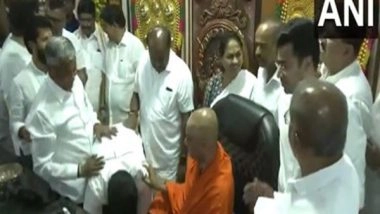 India News | BJP-JDS Leaders Visit Sri Adichunchanagiri Mutt Ahead of Lok Sabha Polls