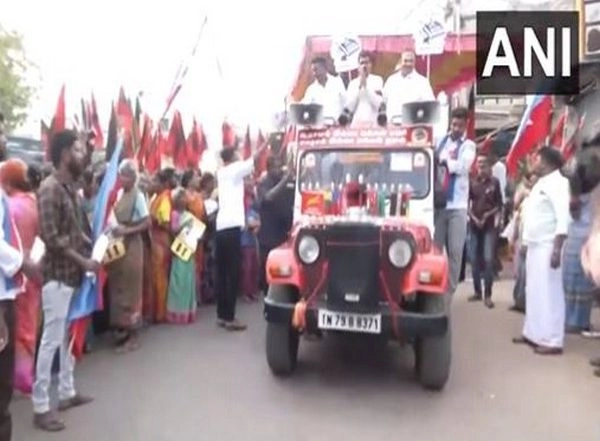 India News | Tamil Nadu Minister Campaigns for MDMK Candidate in Tiruchirappalli