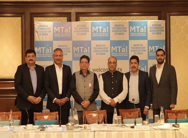 Business News | At the MTaI Fraternity Meeting Secretary DoP Expounds the Concept of 'Proximate Advantage'