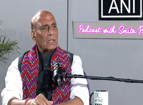 India News | Rajnath Singh Offers Assistance to Pakistan to Combat Terrorism