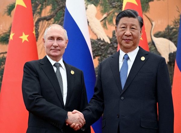 World News | China Helping Russia Expand Its Defence Base Amid Ukraine Conflict: Report