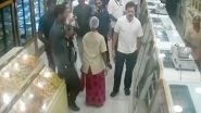 India News | TN: Taking a Break from Poll Campaign, Rahul Visits Sweet Shop, Purchases a Kilo of His 'favourite' Gulab Jamun