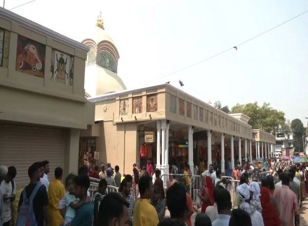 India News | Kolkata: Devotees Throng Kalighat Temple on Bengali New Year's Day