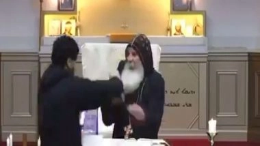 World News | Sydney: Christian Leader, Worshippers Injured in Mass Stabbing, 1 Arrested