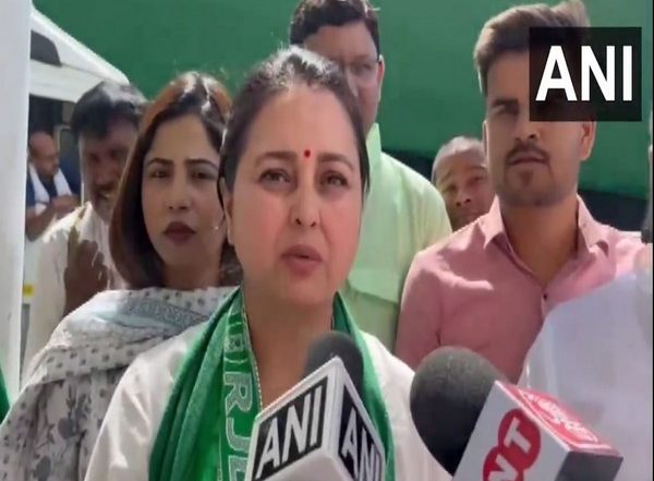 India News | RJD Leader Rohini Acharya Demands Compensation to Family of Migrant Labourer Killed in Anantnag
