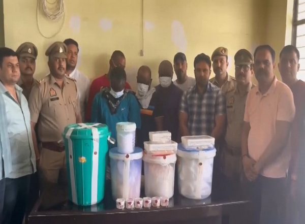 India News | Op Prahar: 4 African Descent Individuals Arrested for Running MDMA Lab in Noida, 150 Crore Worth Drugs Seized