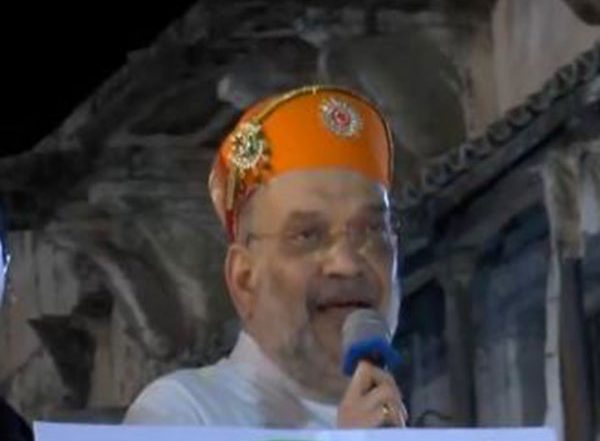 India News | 'No Guts to Throw a Stone in Kashmir': Amit Shah Mocks Rahul Gandhi in Udaipur Roadshow