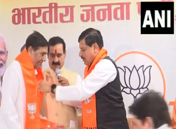 India News | Madhya Pradesh: Several Congress Leaders, Including Ex-MLA, Join BJP Amid Lok Sabha Polls