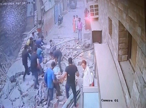 India News | Four Dead as Crematorium Wall Collapses in Gurugram