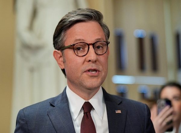 World News | US House Passes Aid Package for Ukraine, Israel and Other Allies