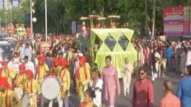 India News | Businessman, 10 Minors Among 35 Jain Devotees Who Become Monks at Diksha Ceremony in Gujarat's Ahmedabad