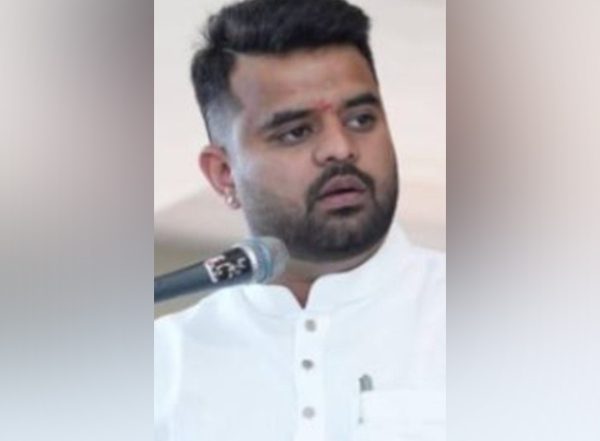 India News | JD(S) Welcomes SIT Probe into Alleged Video Case Against MP Prajwal Revanna