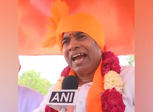 India News | BJP Candidate from North-west Delhi, Yogender Chandoliya Holds Roadshow